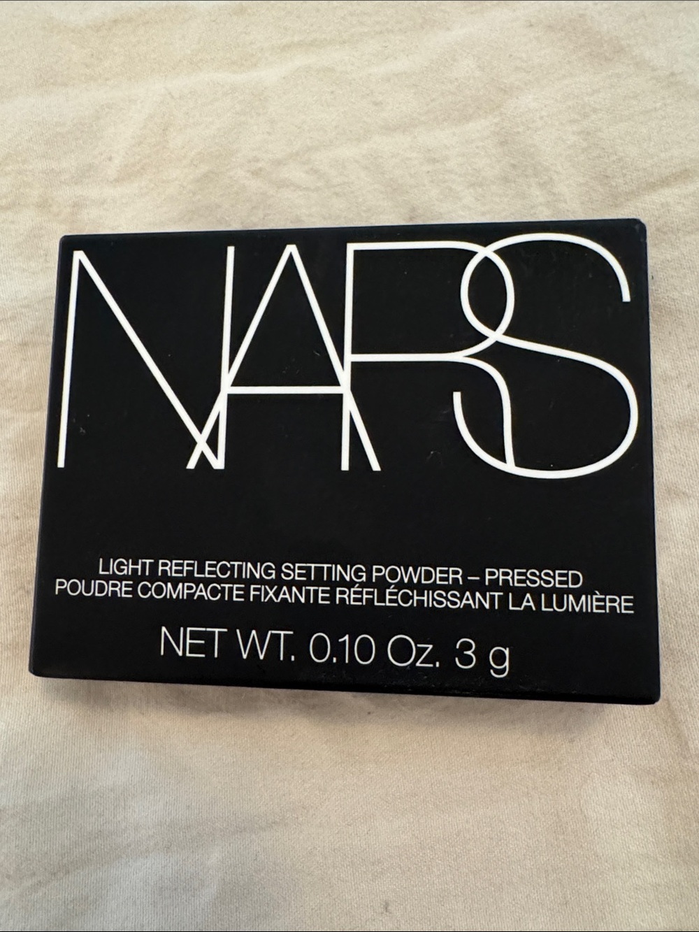 NARS Light Reflecting Setting Powder Compact - Black- TRANSLUCENT CRYSTAL